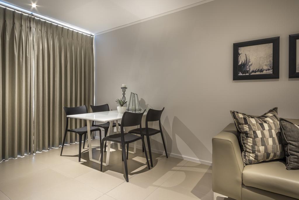 Апартаменты C.A.G - Upper East Side Сэндтон Номер фото